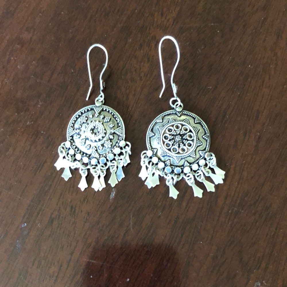 Beautiful silver earrings!